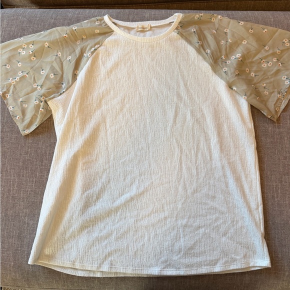 Roolee Tops - Roolee White Top with Floral Sleeve